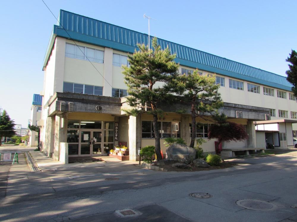 湯谷小学校