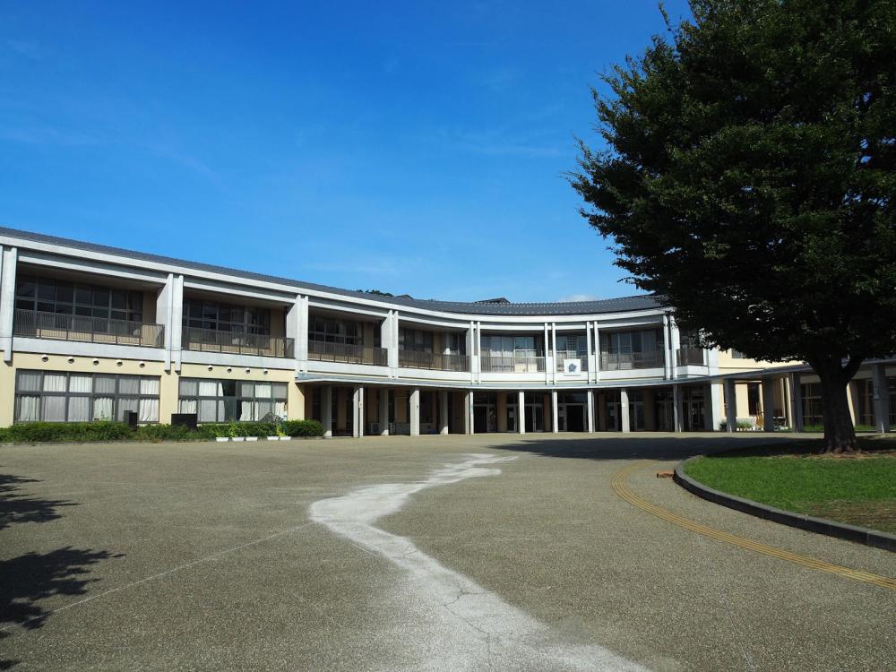 共和小学校