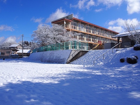 信里小学校の写真