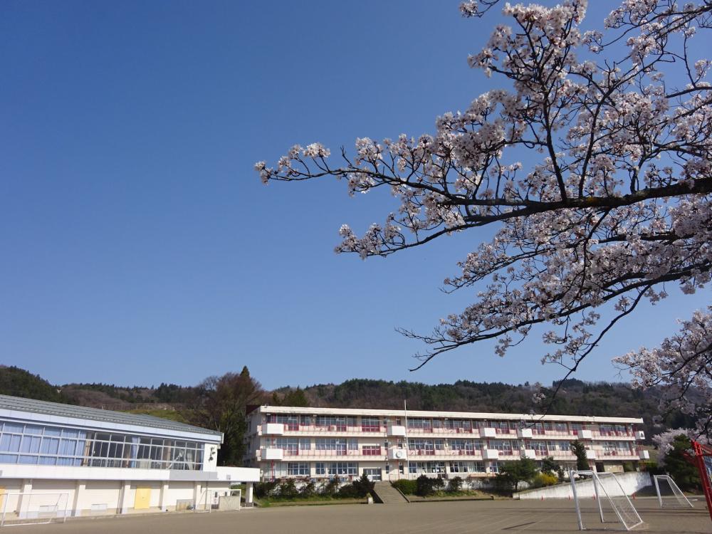 豊野西小学校の写真