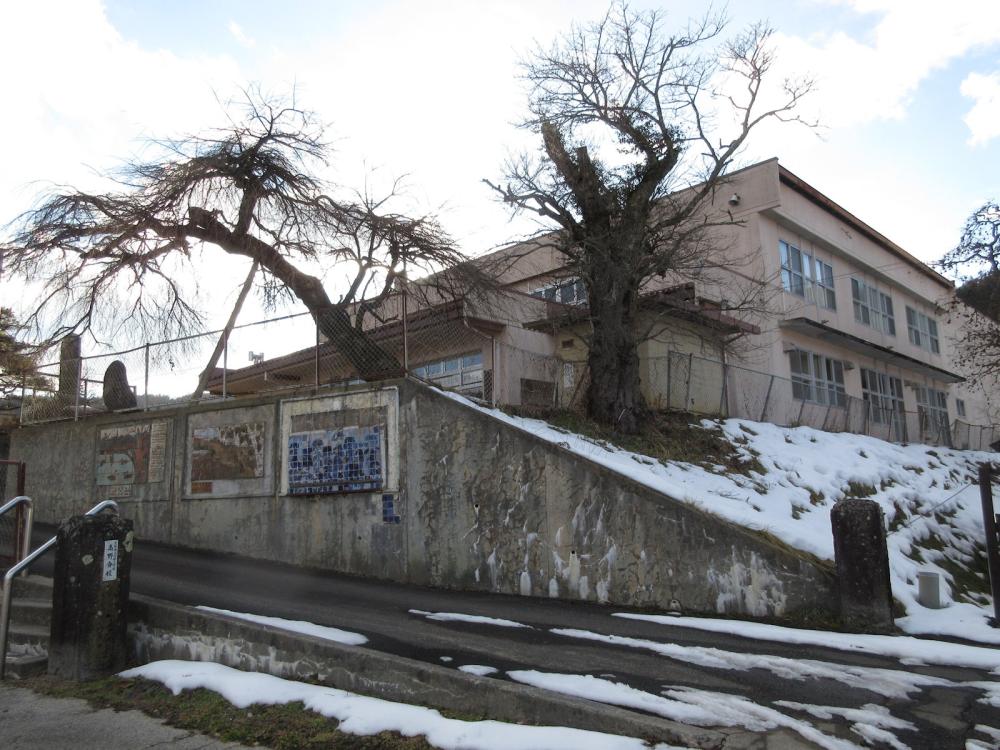 信田小学校高野分校