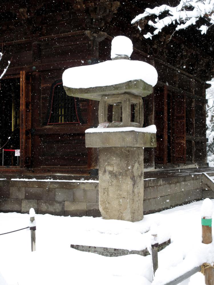 善光寺 「むじな灯籠」の写真