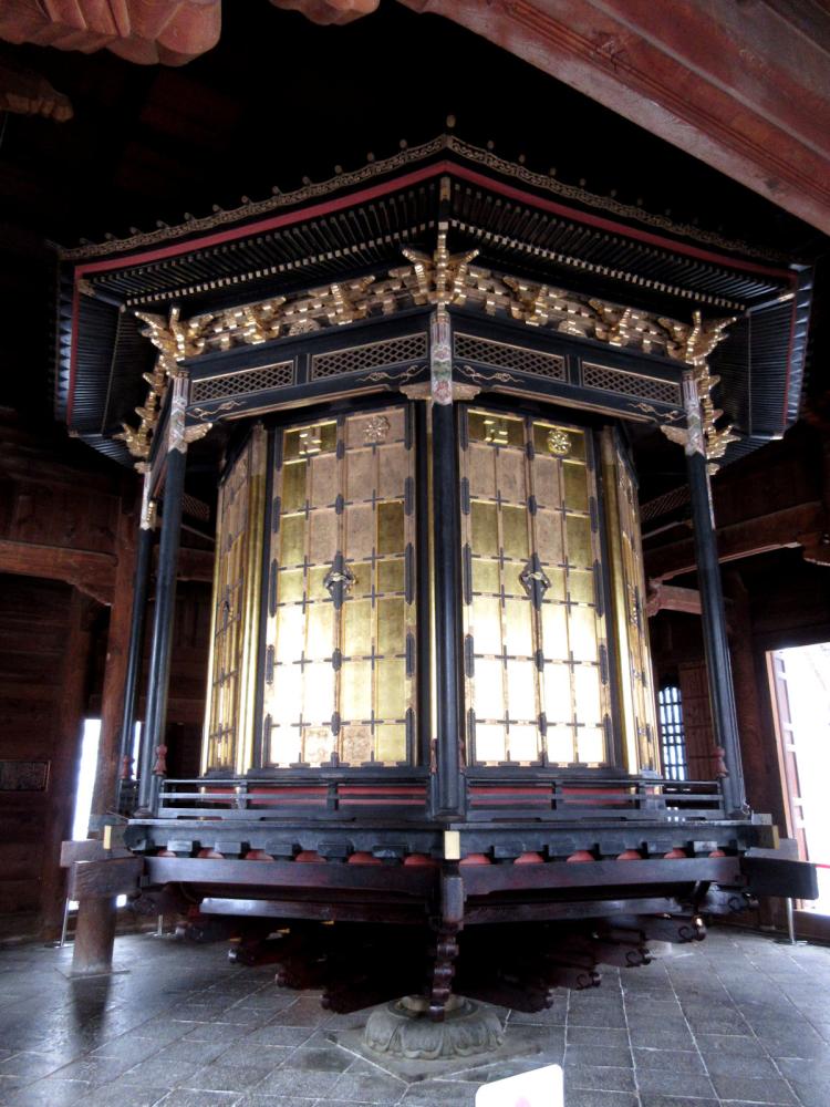 善光寺 経蔵の輪蔵