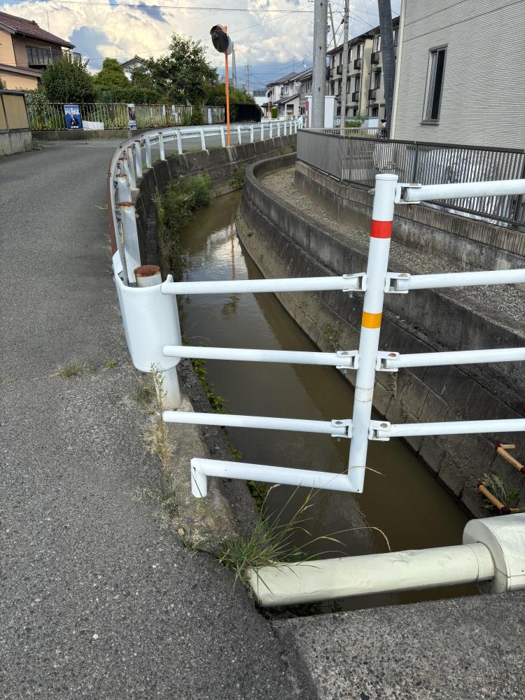 鐘鋳堰(返目地区)の写真