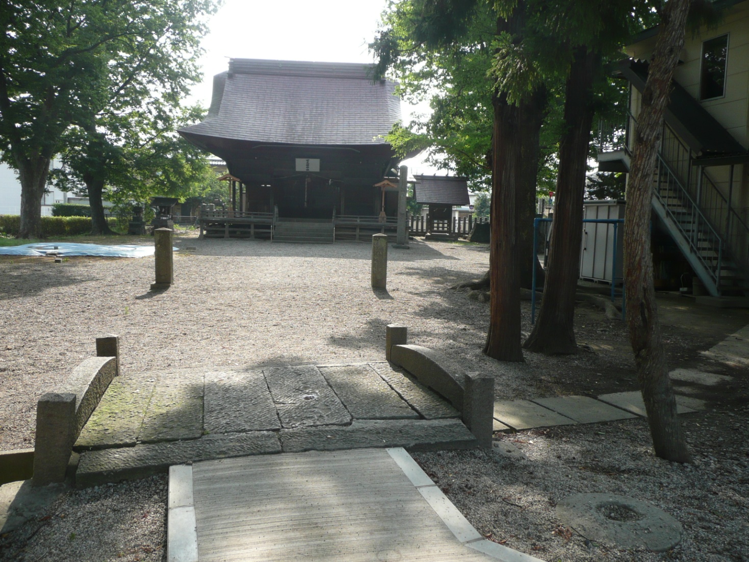 可毛羽神社　横田城跡西方
