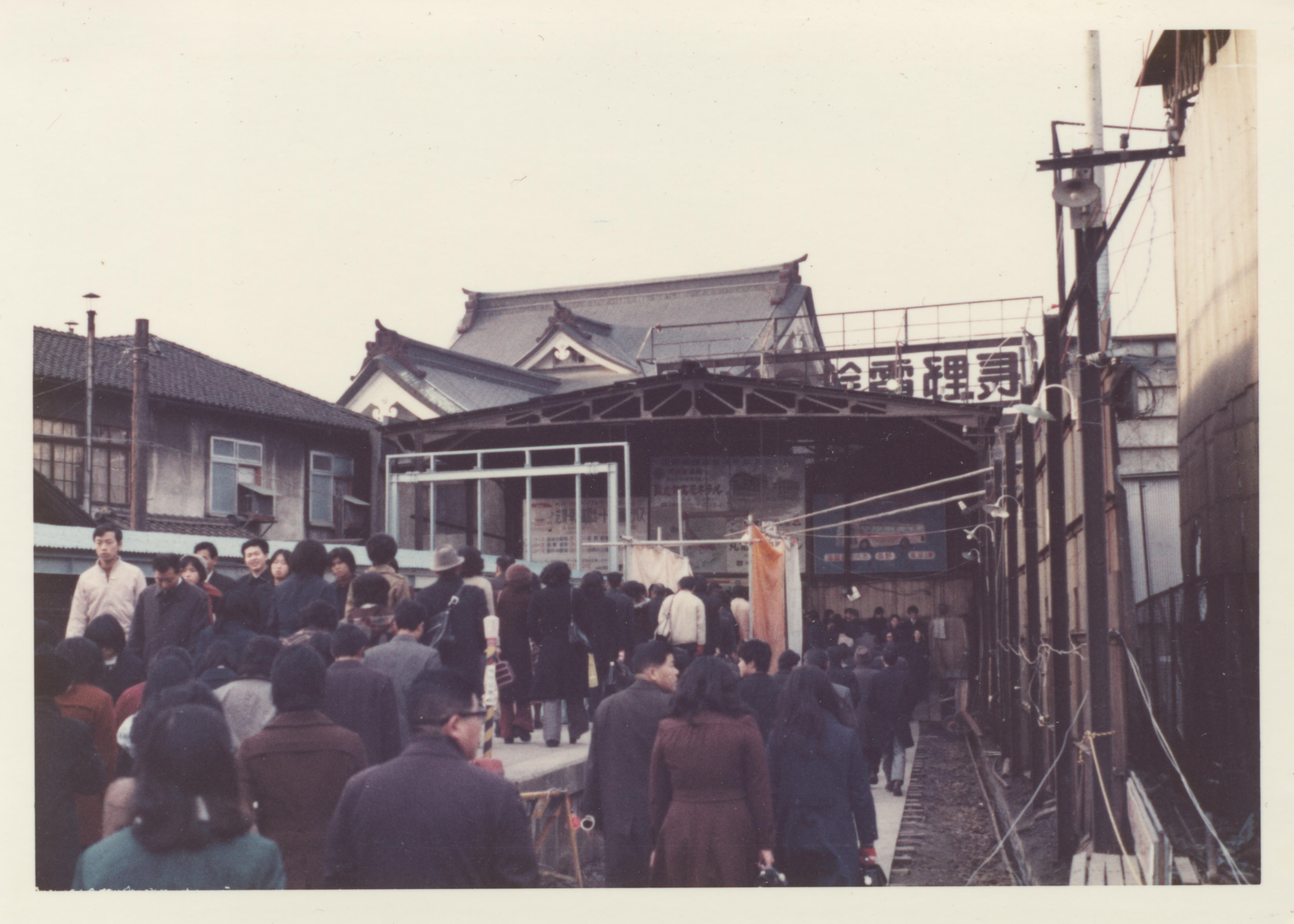 長野駅仮通路（２）