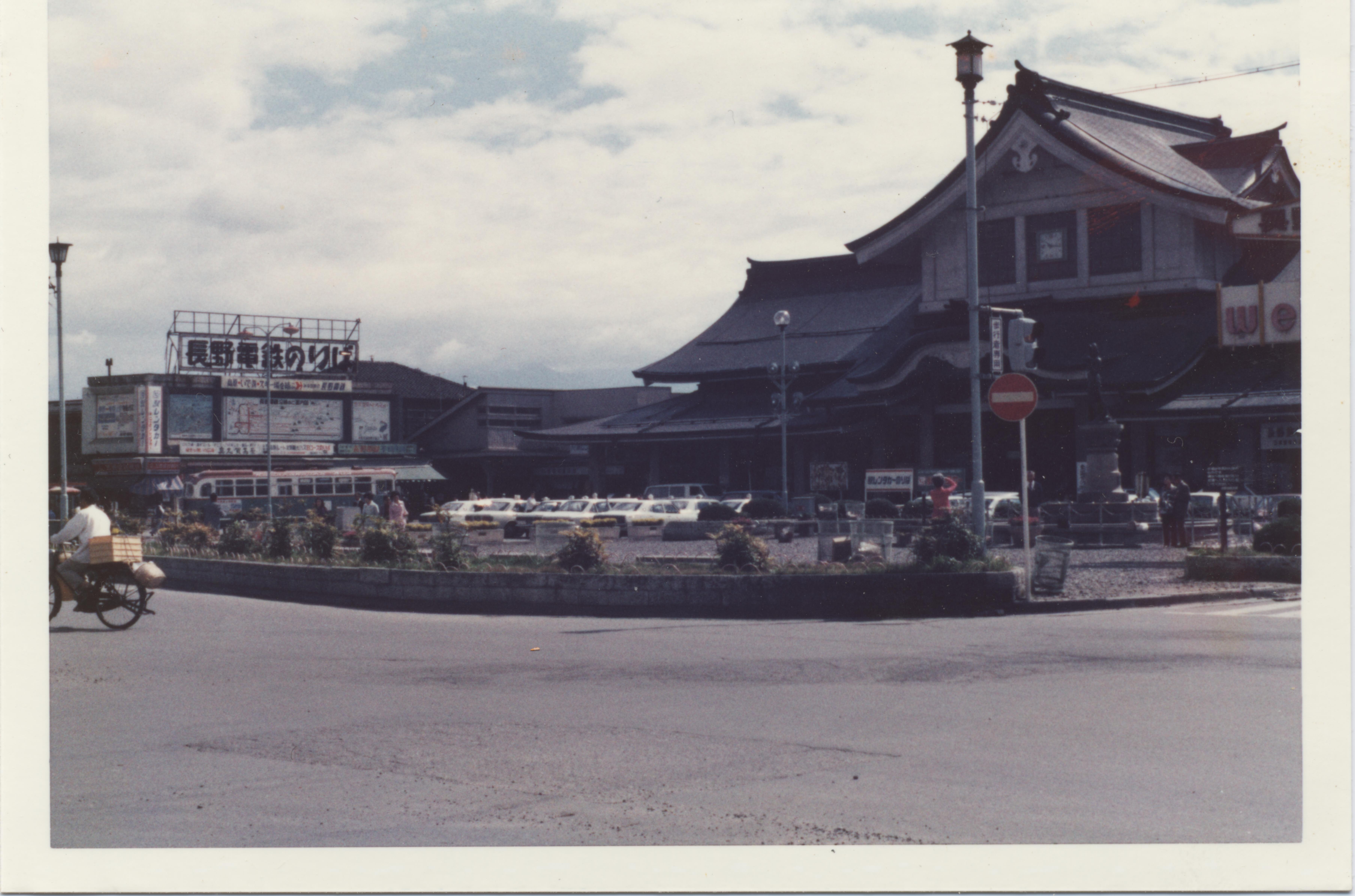 長野駅前（２）
