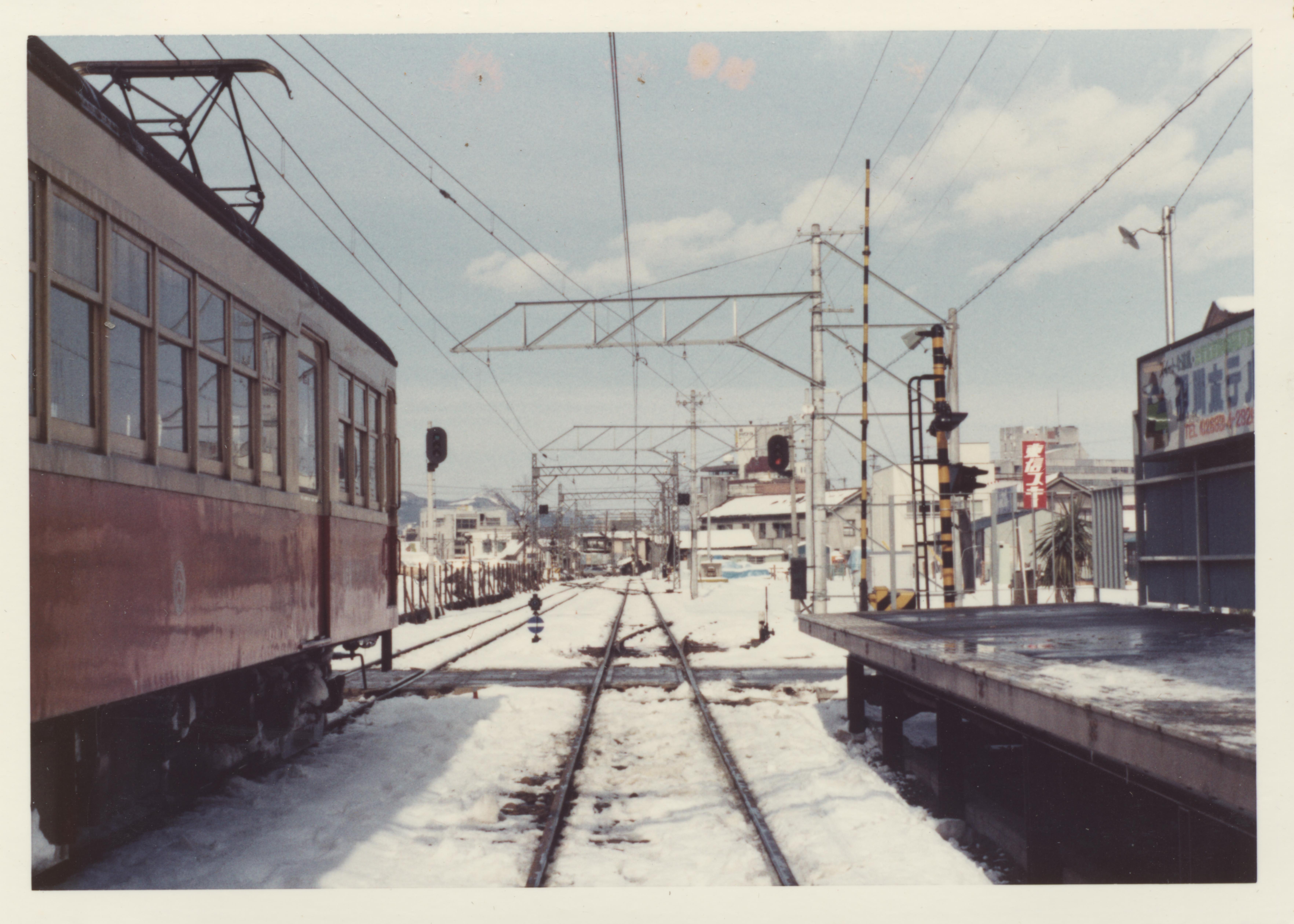 長野駅ホームから錦町駅