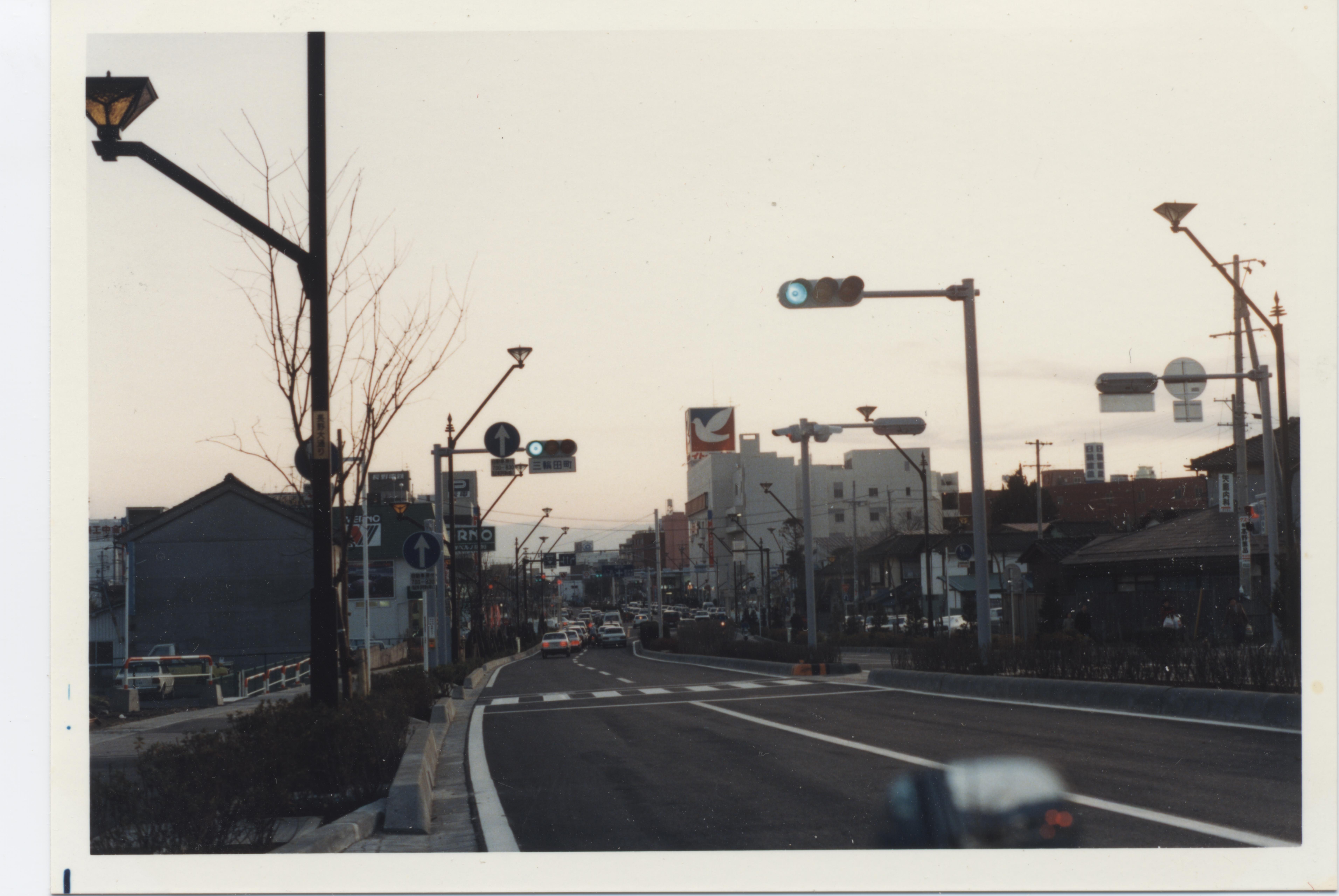 三輪田町交差点付近２